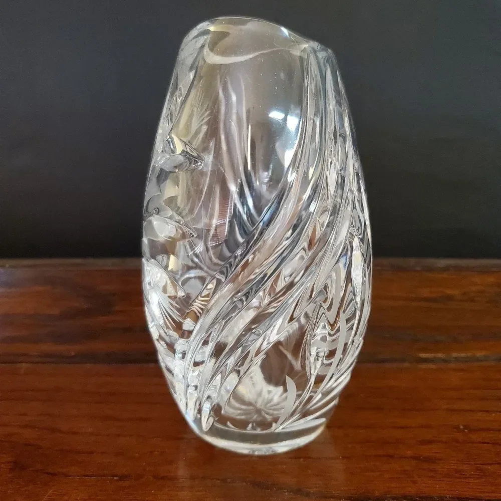 Gorham Floral Etched Lead Crystal Vase